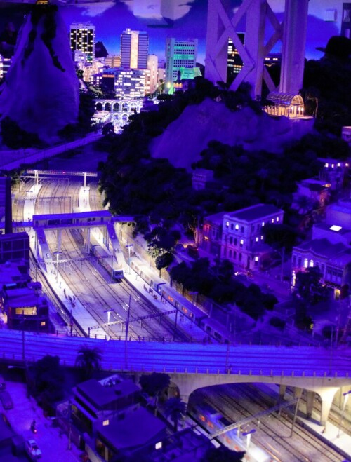 202207-MiWuLa-Rio-bei-Nacht-17.jpg