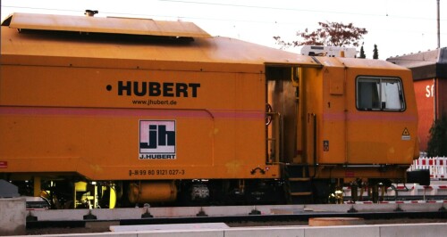 Gleisstopfmaschine_Schwarzenbek_Bau_Bahnsteigdach_20241130 (3)