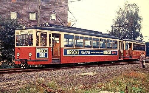 e-Stadthagen-Bahnhof-1967-Dampflok-nach-Rinteln-Bogenhof-Strasenbahn-2.jpg