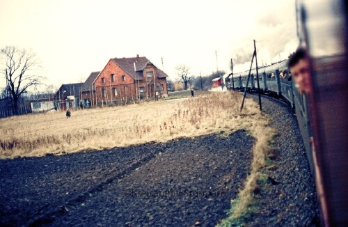 h-Stadthagen-Bahnhof-1975-Dampflok-nach-Nienstadt-2.jpg
