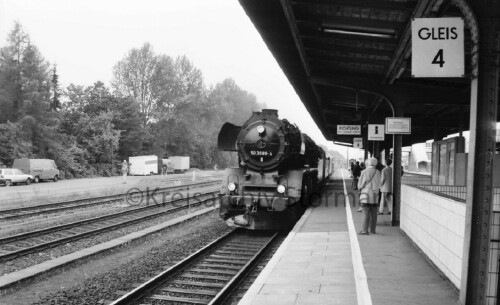 BR_050_3688_AhrensburgBahnhof_Sonderzug_Alex_Sulanke_1998-2.jpg