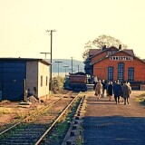 Emmerthal_Bahnhof_Emmerthal_Blick_aus_Ri-Hameln_Kof_Schuppen_Stecke_Hameln-Altenbeken_Uelzen_1967-1