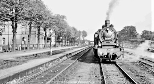 BR_78_203_Bargteheide_Bahnhof_1958_Vogelfluglinie_Dampflok.jpg