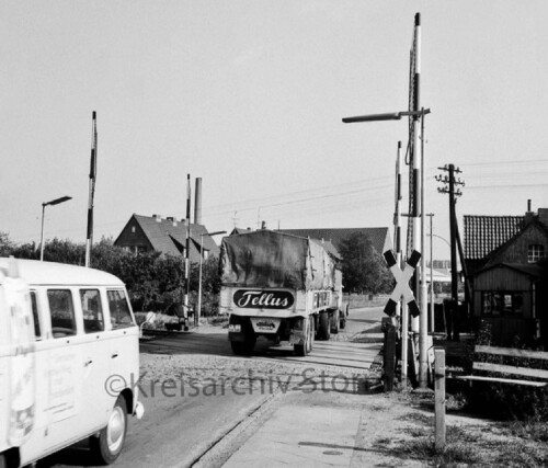 ahrensburg1969bahnube46cwl.jpg