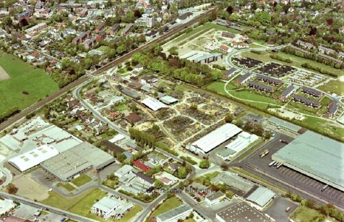 bargteheide_Industriegebiet_Luftbild_1981_Bahnhof.jpg