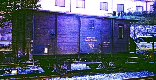 Warstein_Westfalische_Landes_Eisenbahn_Epoche_1_Guterwagen_Mercedes_170_b_Nachkrieg_schwarz.jpg