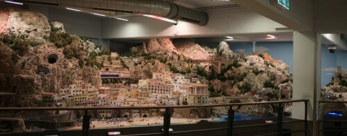 Miniaturwunderland_Miwula_Italien_Amalfi_Ulaya_Kuste_Strand_2024_Dez-2.jpg