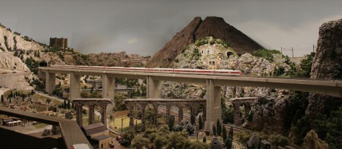Miniaturwunderland_Miwula_Italien_Italia_Vesuv_Vulkan_2024_Dez-1---Kopie.jpg