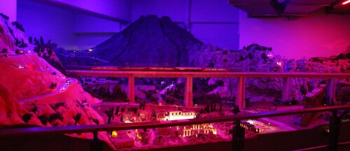 Miniaturwunderland_Miwula_Italien_Italia_Vesuv_Vulkan_Ausbruch_2024_Dez-3.jpg