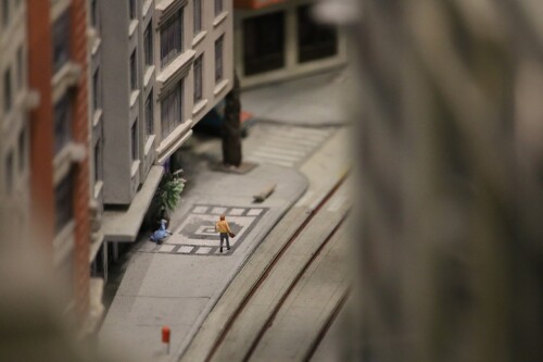 Miniaturwunderland_Miwula_Brasilien_Brasilia_in_the_streets_of_Rio__de_Janeiro_zwischen_den_Hochhausern-1.jpg
