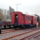 Essen_Kupferdreh_Bahnhof_Lok_5_BR_80_Personenwaggon_a