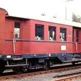 Essen_Kupferdreh_Bahnhof_Lok_5_Personenwaggon