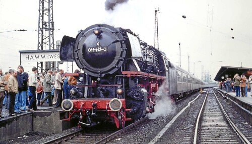 Hamm_Hauptbahnhof_1983_BR_044_424_Ende_Dampflokara_Deutsche_Bundesbahn_DB.jpg