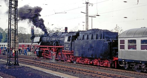 Hamm_Hauptbahnhof_1983_BR_044_424_Ende_Dampflokara_Deutsche_Bundesbahn_DB_aaaaa.jpg