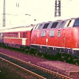 Hamm_Hauptbahnhof_1983_BR_220_033_Deutsche_Bundesbahn_DB_Sonderzug_Nostalgiefahrt