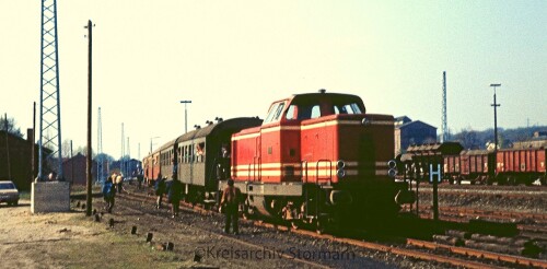 Ibbenbuhren_Bahnhof_1974_V_131_TWE_Teuteburger_Wald_Eisenbahn_a.jpg