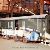 Lubeck_Hauptbahnhof_Personnenwaggons_historisch_1967