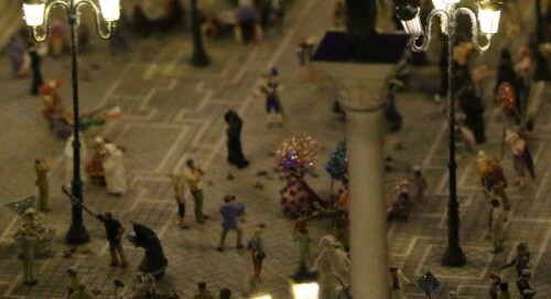 Miniaturwunderland_Venice_Venedig_Weltkulturerbe_MiWuLa_Modellbahn_H0-_nachts_Carneval-4.jpg