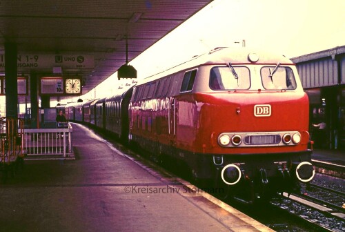 Koln_Hauptbahnhof_V_160_Lollo_1984.jpg