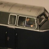 Marklin_Trix_V_200_002_Prototyp_H0_blauer_Enzian_F-Zug_stahlblau_RAL_5013_a-2