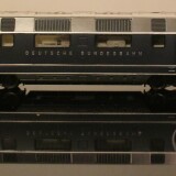 Marklin_Trix_V_200_002_blau_stahlblau_purpurrot_fur_F-Zug_blauer_Enzian_Prototyp_H0-4