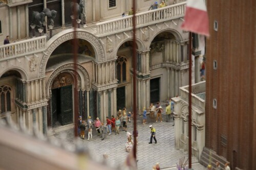 Miniaturwunderland_Vebice_Venedig_Weltkulturerbe_MiWuLa_Modellbahn_H0_cd-2.jpg