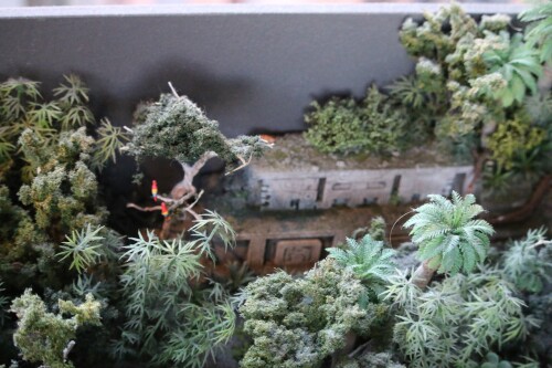 y_-Dschungel_rain_forest_H0_sscale_Miwula_Miniaturwunderland_Hamburg_Brucke_Stecke_um_die-Welt-13.jpg