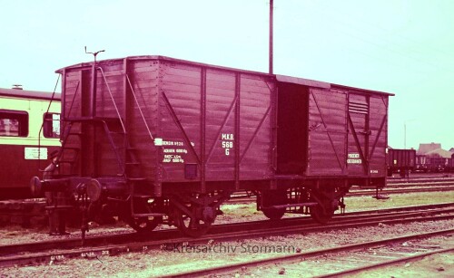Uchte_Bahnhof_1966_Mindener_Kreiseisenbahn_Guterwagen.jpg