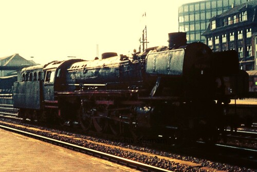 BR_042_208_osnabruck_Hbf_Bahnhof_1974_b.jpg