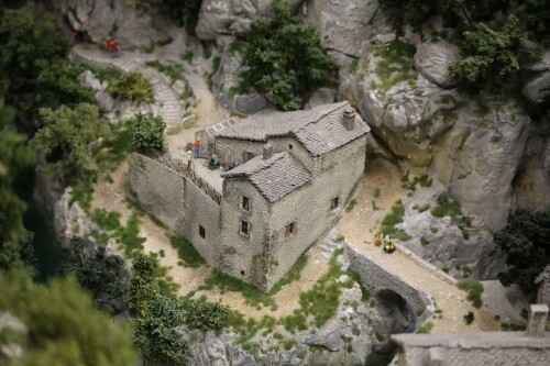 Miniaturwunderland_France_Gebirge_Berge_Frankreich_MiWuLa_Modellbahn_H0-8.jpg