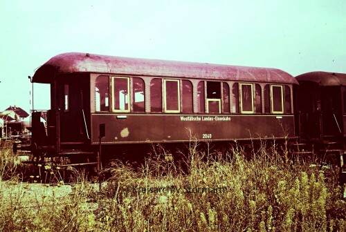 WLE_Westfalische_Landes_Eisenbahn_Waggon_Personen_Lippstadt_BW_Drehscheibe_Lokschuppen---Kopie.jpg