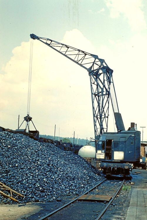 Bekohlungskran_1969_BW_Stolberg_Bahnhof.jpg