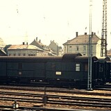 Freiburg_Bahnhof_1973_Gepackwagen