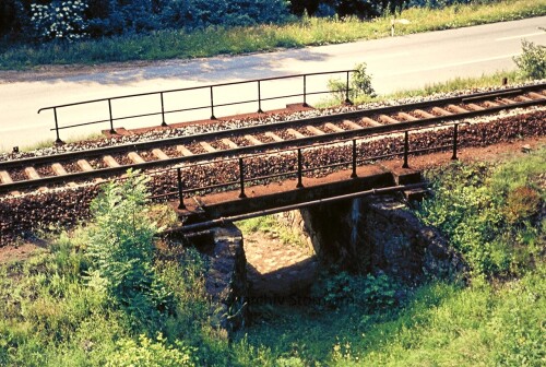 Hollentalbahn_Hirschsprung_Bahnhof_Signal_kleine_Brucke_1967.jpg