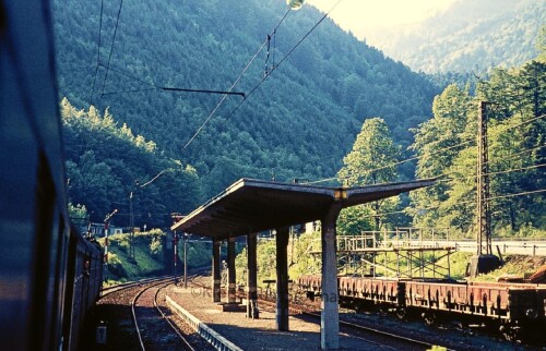 Hollentalbahn_Hirschsprung_Bahnhof_1973_Hollental_historisch-2.jpg