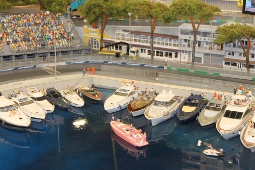 Monaco_Luxusyachten_Miniaturwunderland_Miwula_H0_Modellanlage_Modellbau-43---Kopie.jpg