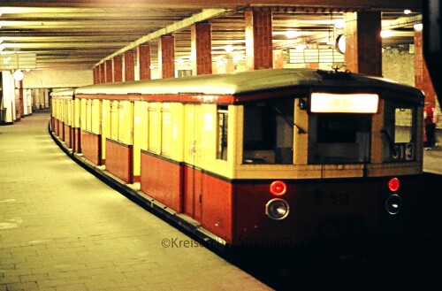 Berlin_1984_Anhalter_Bahnhof_S-Bahn---Kopie.jpg