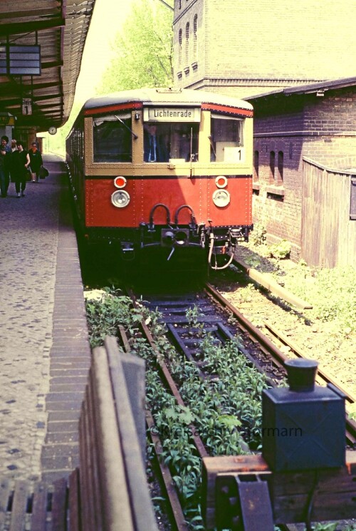 Berlin_1984_S-Bahnhof_Lichtenrade_Bahnhof---Kopie.jpg