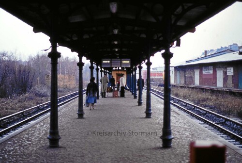 Berlin_1984_Yorckstrase_Bahnhof.jpg