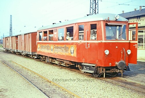 Buhl_Bahnhof_1967_Nebenbahn_Privatbahn_VT_2.jpg