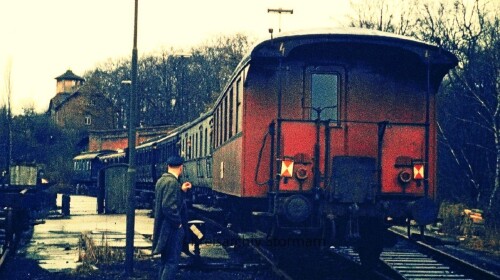 Aumuhle_Eisenbahnverein_Lokschuppen_Dampflok_historische_Waggons_Landerbahn-2.jpg