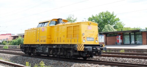 BR 203 827 4 Juni 2023 Schwarzenbek Bahnhof