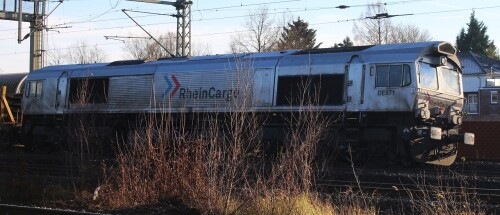 Class 66 Rhein Chargo DE 671 Wiebe Schwellen Bahn Gleis Zug Schwarzenbek Bau Bahnsteigdach 2024 Jun 