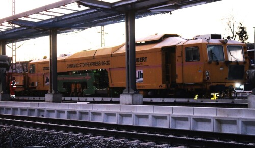 Dynamic Stopfexpress Gleisstopfmaschine Schotter Hubert Schwarzenbek Bahn DB 2024 (2)