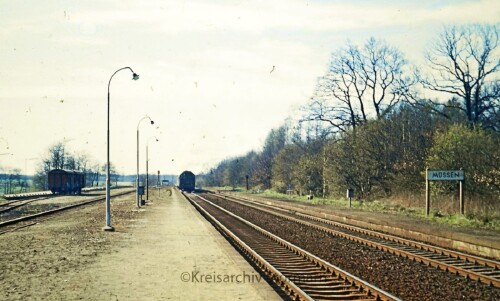 Mussen_Bahnhof_1967_Bahnsteig_DB.jpg