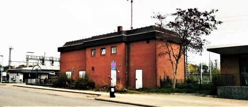 Schwarzenbek Bahnhof Stellwerk Zweckbau (1)