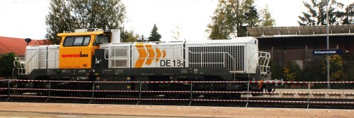 Schwarzenbek Bahnhof Tausch Weichen Bauzug 2024 Okt Streckenerneuerung Zug (2)