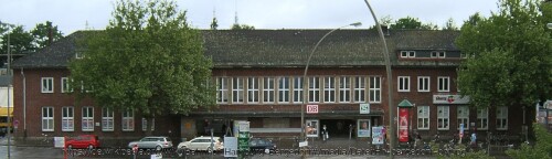 Bergedorf_Bahnhof_Empfangsgebaude_1937-4.jpg