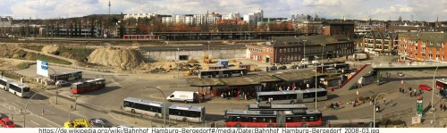 Bergedorf_Bahnhof_Empfangsgebaude_2008-03.jpg