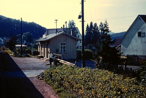 Bahnwarterhauschen_1967_Strecke_Aalen-Neu_Ulm.jpg